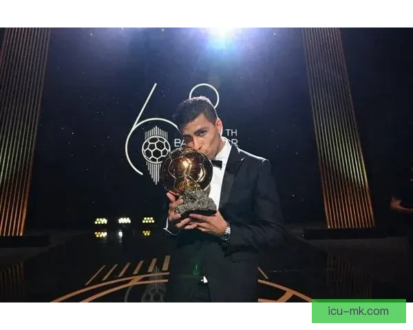 罗德里荣膺欧洲杯最佳球员奖项 成为西班牙足球新领军人物