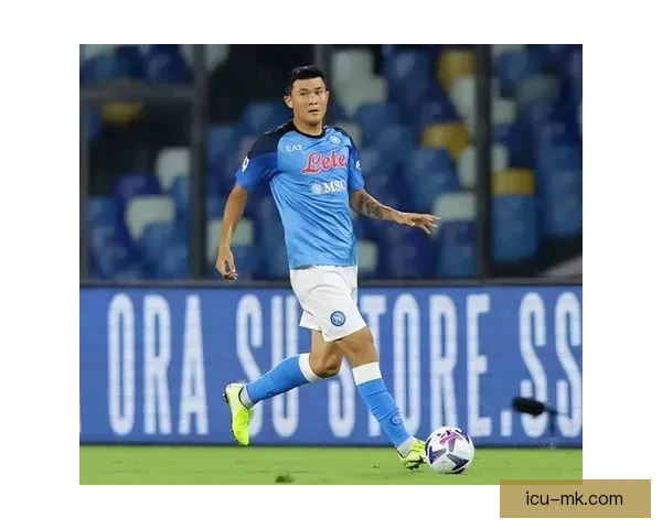 金玟哉加盟拜仁慕尼黑首季面临重重挑战展现坚韧不拔决心